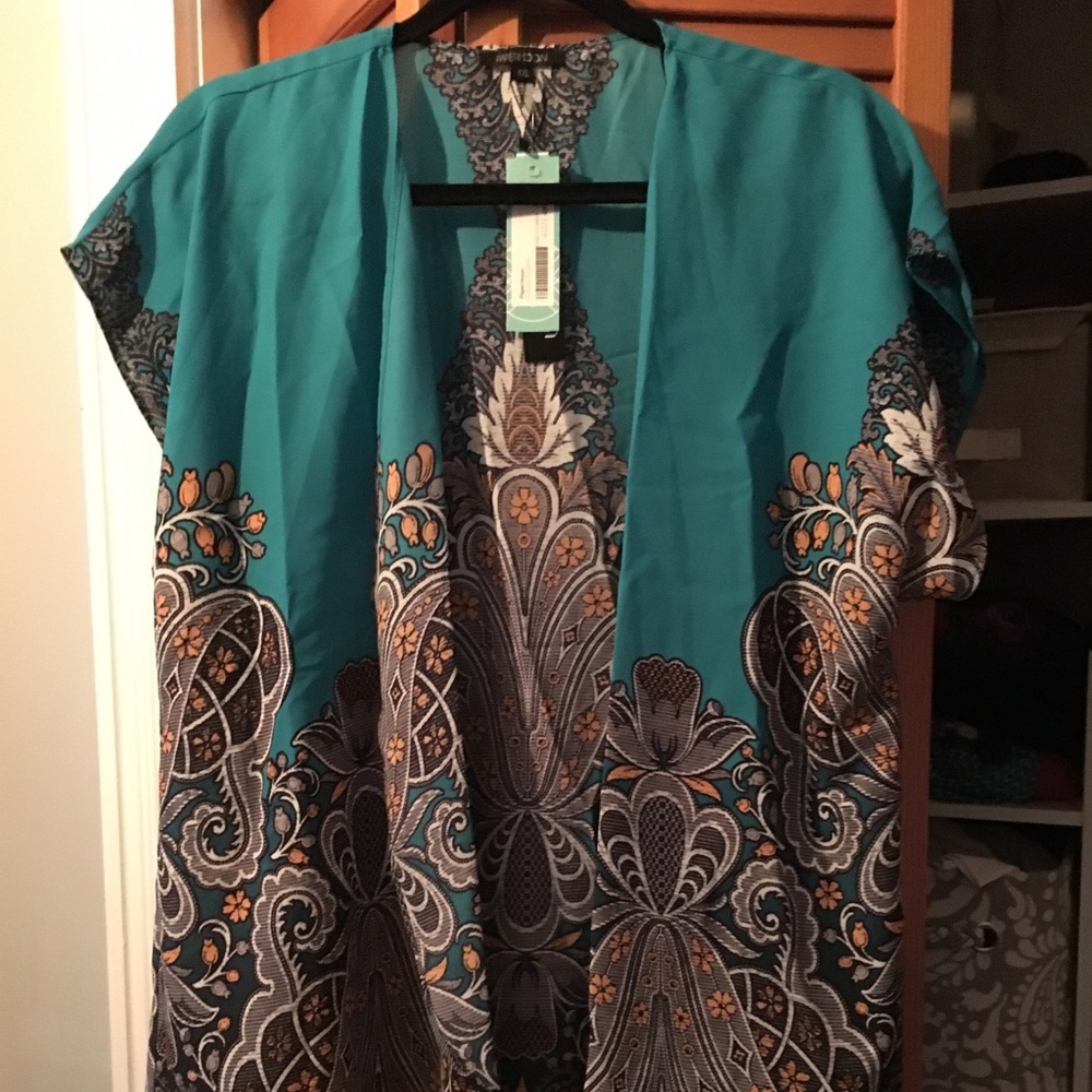 Papermoon Caputo Kimono